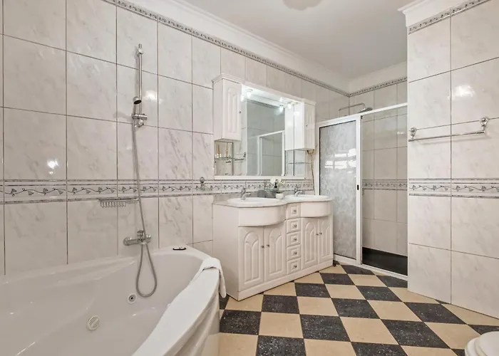 Ocean Hill View By Zest&guest * Câmara de Lobos